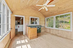 98629 Sitkum Ln, Myrtle Point, OR 97458 - Photo 19