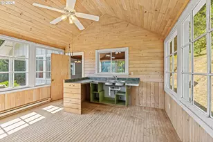 98629 Sitkum Ln, Myrtle Point, OR 97458 - Photo 21