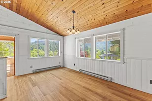 98629 Sitkum Ln, Myrtle Point, OR 97458 - Photo 9