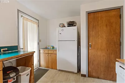 416 Glen Ave, Sutherlin, OR 97479 - Photo 15