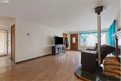 416 Glen Ave, Sutherlin, OR 97479 - Photo 7