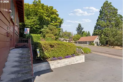 1732 W 23rd Ave, Eugene, OR 97405 - Photo 5