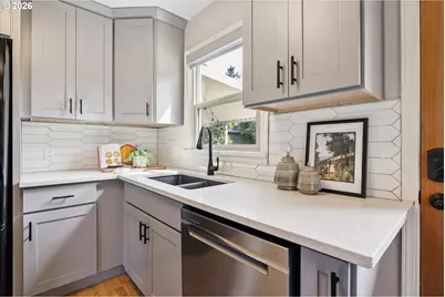 4040 NE Cesar E Chavez Blvd, Portland, OR 97212 - Photo 17