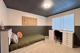 2040 20th St, Florence, OR 97439 - Photo 23