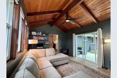 2040 20th St, Florence, OR 97439 - Photo 13