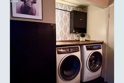 2040 20th St, Florence, OR 97439 - Photo 19