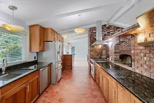6155 SW Seymour St, Portland, OR 97221 - Photo 7