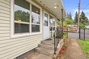 2216 E 18th St, Vancouver, WA 98661 - Photo 9