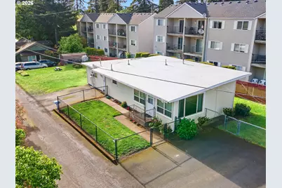2216 E 18th St, Vancouver, WA 98661 - Photo 3