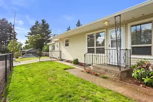 2216 E 18th St, Vancouver, WA 98661 - Photo 7