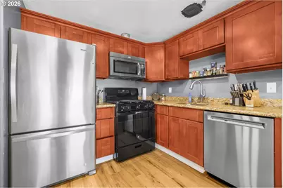 1585 NE 18th St, Gresham, OR 97030 - Photo 7