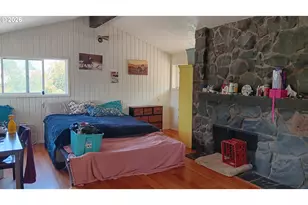28393 Royal Ave, Eugene, OR 97402 - Photo 5