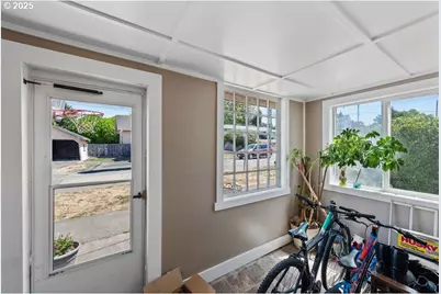 163 N Dean St, Coquille, OR 97423 - Photo 17