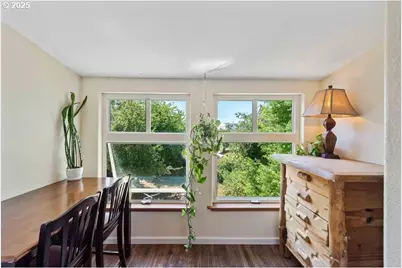 163 N Dean St, Coquille, OR 97423 - Photo 9