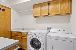 191 NW Rachel Lynn Wy, Roseburg, OR 97471 - Photo 27