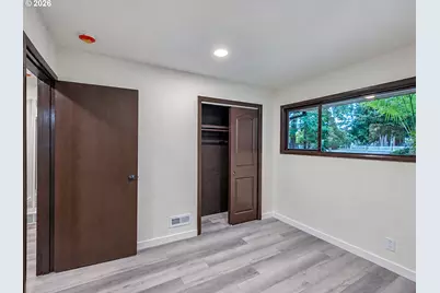 11425 SW Greenburg Rd, Tigard, OR 97223 - Photo 17