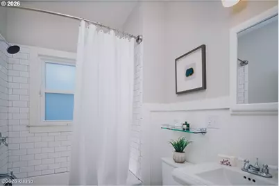 1253 N Baldwin St, Portland, OR 97217 - Photo 13