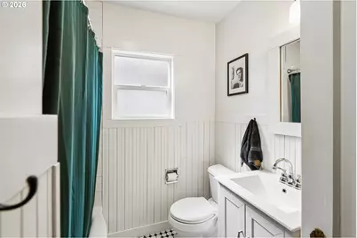 410 23rd St SE, Salem, OR 97301 - Photo 13