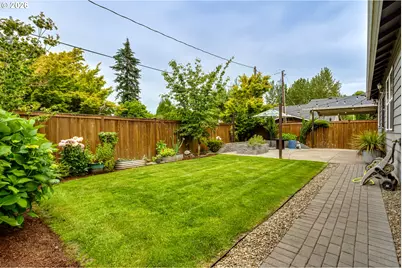 4452 Wendover St, Eugene, OR 97404 - Photo 25