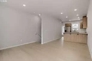 9916 NE 28th Pl, Vancouver, WA 98686 - Photo 7