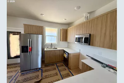 9916 NE 28th Pl, Vancouver, WA 98686 - Photo 11