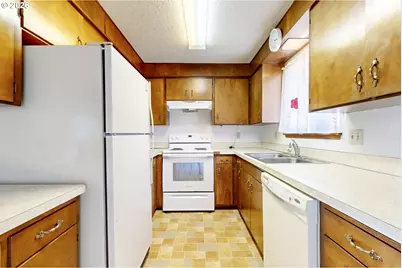 516 Rose St, Milton-Freewater, OR 97862 - Photo 11