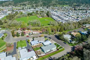 845 Sea St, Sutherlin, OR 97479 - Photo 45