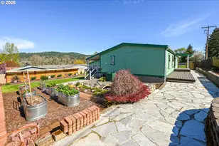 845 Sea St, Sutherlin, OR 97479 - Photo 35