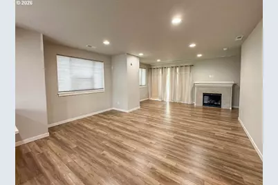 493 NE Liberty Ave, Gresham, OR 97030 - Photo 3