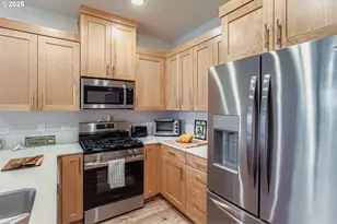 3659 SW 209th Ave, Hillsboro, OR 97123 - Photo 9