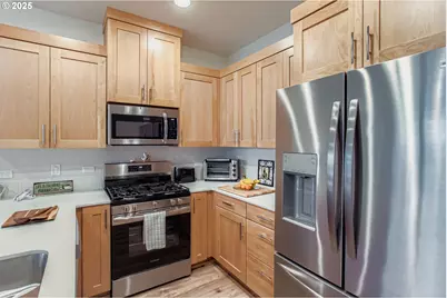 3659 SW 209th Ave, Hillsboro, OR 97123 - Photo 7