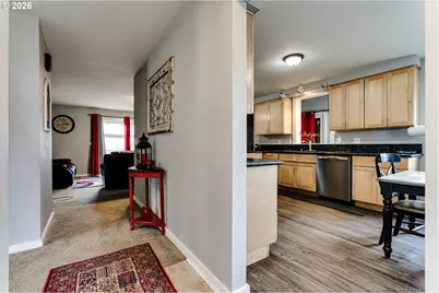 24970 Hunter Ave, Veneta, OR 97487 - Photo 3