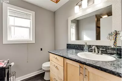 24970 Hunter Ave, Veneta, OR 97487 - Photo 15