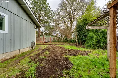 24970 Hunter Ave, Veneta, OR 97487 - Photo 29