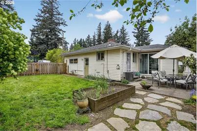 1940 NE 142nd Ave, Portland, OR 97230 - Photo 37