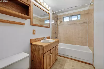 16731 S Harding Rd, Oregon City, OR 97045 - Photo 15