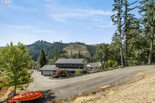 1870 Lakeview Dr, Sutherlin, OR 97479 - Photo 3