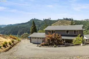 1870 Lakeview Dr, Sutherlin, OR 97479 - Photo 3