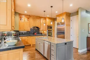 10279 SW Sitka Ct, Tualatin, OR 97062 - Photo 7