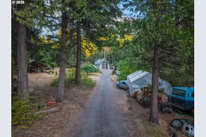 55533 McKenzie River Dr, Blue River, OR 97413 - Photo 19