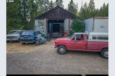 55533 McKenzie River Dr, Blue River, OR 97413 - Photo 23