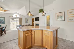 167 Village Dr, Cottage Grove, OR 97424 - Photo 13