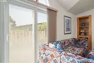 167 Village Dr, Cottage Grove, OR 97424 - Photo 39