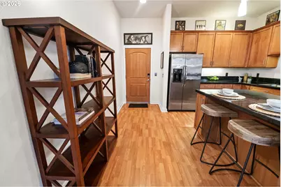 3990 Abbey Ln #201B, Astoria, OR 97103 - Photo 5