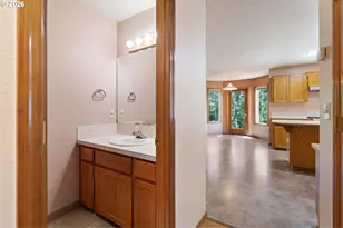 7805 SW Gearhart Dr, Beaverton, OR 97007 - Photo 17