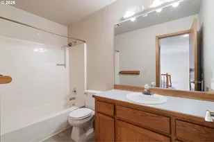 7805 SW Gearhart Dr, Beaverton, OR 97007 - Photo 21