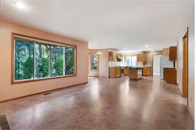 7805 SW Gearhart Dr, Beaverton, OR 97007 - Photo 9