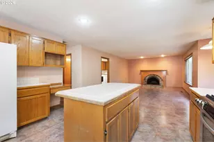 7805 SW Gearhart Dr, Beaverton, OR 97007 - Photo 21