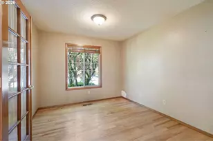 7805 SW Gearhart Dr, Beaverton, OR 97007 - Photo 13