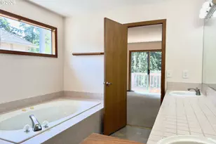 7805 SW Gearhart Dr, Beaverton, OR 97007 - Photo 21